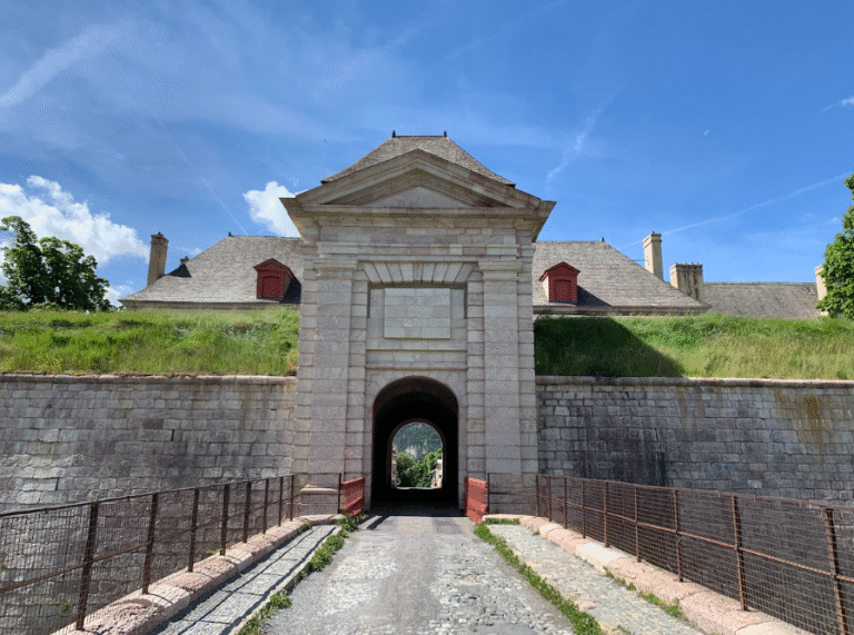 mont-dauphin-hautes-alpes